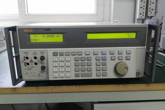 購入 多目的DMMのベンチのマルティメーターの肝蛭5500Aの携帯用馬小屋 オンライン製造