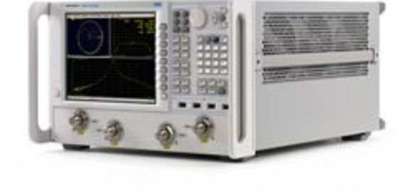 購入 実用的な43.5GHz Agilent PNAのネットワーク・アナライザ、Keysight N5224A VNA オンライン製造