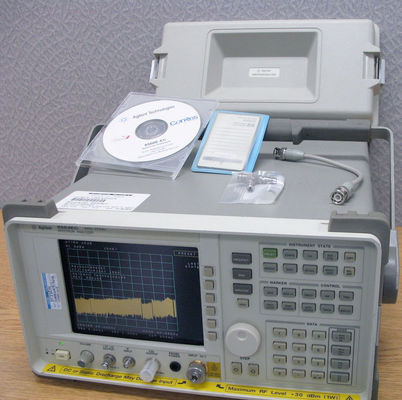 購入 キーシート アジレント 8564EC ポータブルスペクトル解析機 9kHzから40GHz 既使用 オンライン製造