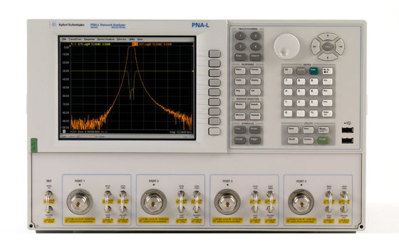 購入 中古品：Keysight Agilent N5230C PNA-L マイクロ波ネットワークアナライザ、周波数 6 GHz-50 GHz、内蔵ポート 2 または 4 ポート オンライン製造