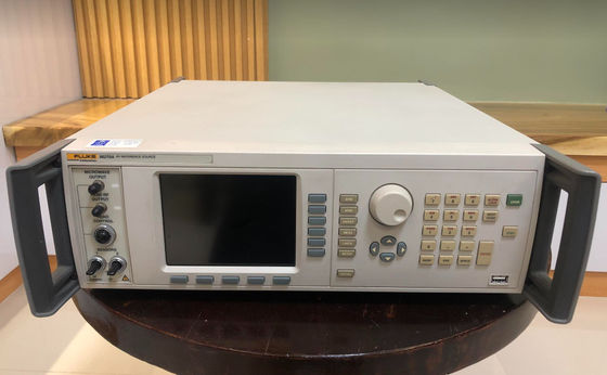 購入 Fluke 96270A 27 GHz 低相騒音参照源 多製品校正器 オンライン製造