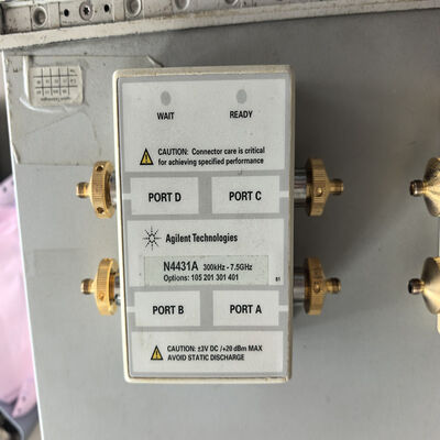 購入 キーサイト N4431A RF 電子校正モジュール 300 kHz～9 GHz 4ポート 3.5 mm ベクトルネットワークアナライザ用 オンライン製造