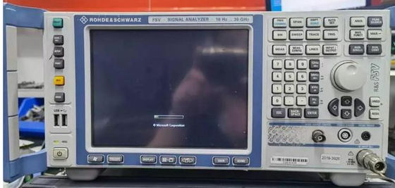 使用済みRohde & Schwarz FSV30信号スペクトル分析機 30 GHz周波数と160 MHz分析帯域幅