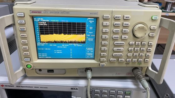 アドバンテスト U3751 ラジオ周波数スペクトル解析機 30Hz-8GHz プラグイン/ポータブル/ラックマウント