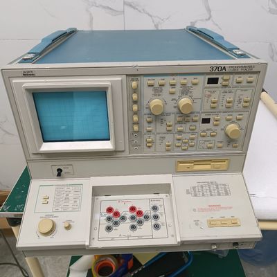 テクトロニックス370a プログラム可能な曲線トレーサ 高解像度3.5インチ MS-DOS