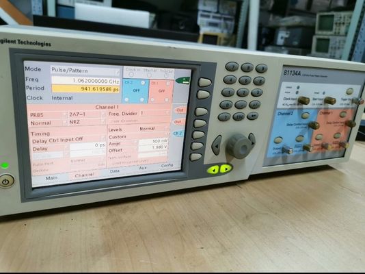 キーシート 81134A パルスパターンの生成器 3.35 GHz 双チャンネル信号生成器