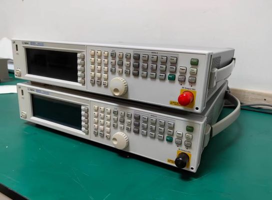 Aglient N5181A MXG RF アナログ信号生成器 100 KHz - 1GHz 3GHzまたは6GHzオプションで