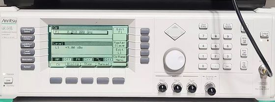 アンリツー 68169b 合成スイープジェネレーター 10MHzから40GHzのマイクロ波信号ジェネレーター