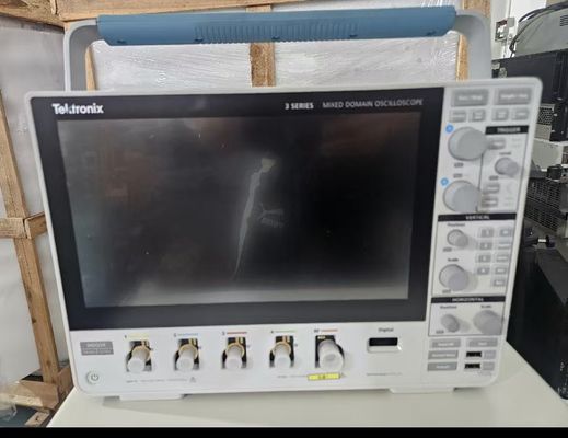 テストされた良好なテクトロニックス3シリーズ MDO ミックスドメインオシルコップ MDO32とMDO34