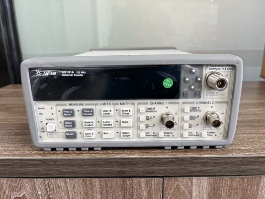 キースイート 53131A 225 MHz 周波数 10 桁/秒解像度と GPIB インターフェースのユニバーサルカウンタ
